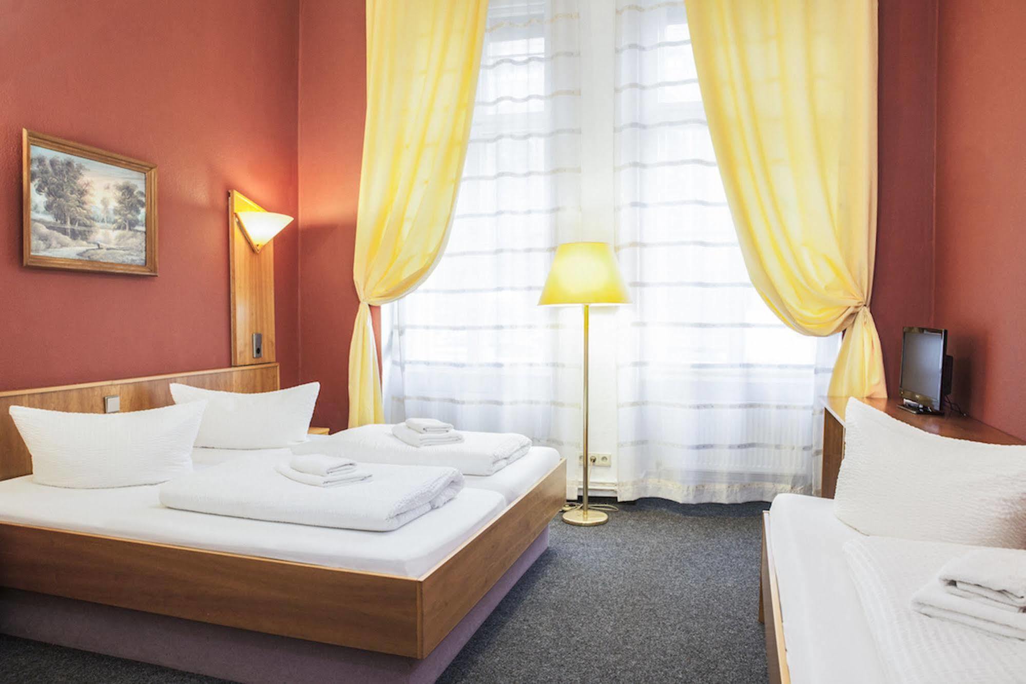Hotel Pension Insor Berlín Exteriér fotografie